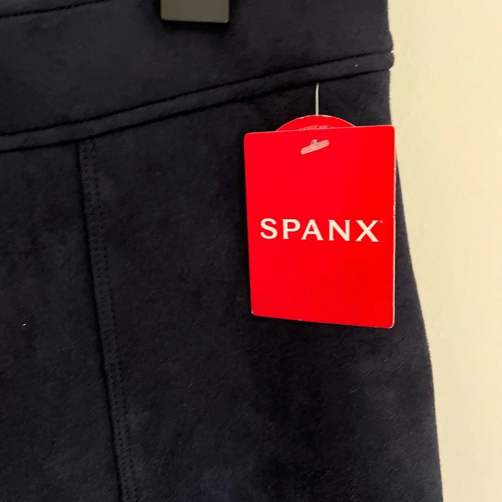 Spanx sueaded stretchy pull on fitted bell bottoms navy blue women’s size Large. - Picture 2 of 14